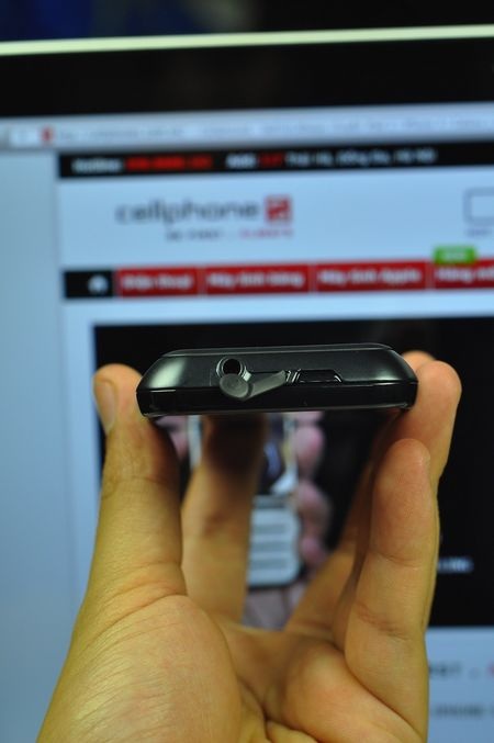 Motorola Defy Plus “nồi đồng cối đá” tại Việt Nam - 7