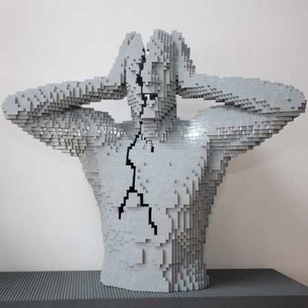 Những tác phẩm điêu khắc tạo nên từ trò ghép hình Lego - 8 Những tác phẩm điêu khắc tạo nên từ trò ghép hình Lego - 8