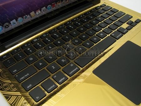 Macbook-Pro-gold-3_ecab5.jpg