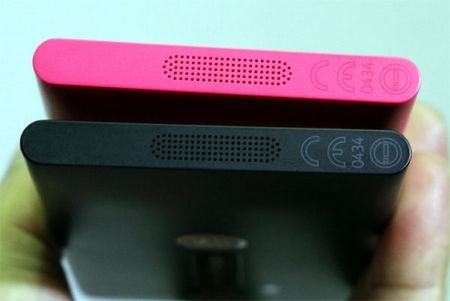 “Đập hộp” Nokia N9 chính hãng tại Việt Nam - 8 “Đập hộp” Nokia N9 chính hãng tại Việt Nam - 8