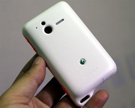 Smartphone “siêu bền” của Sony Ericsson giá trên 8 triệu đồng - 13 Smartphone “siêu bền” của Sony Ericsson giá trên 8 triệu đồng - 13