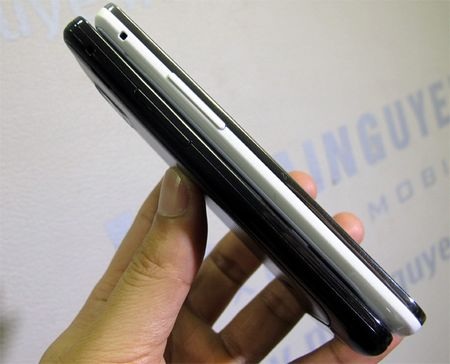 Galaxy S II trắng chính hãng dưới 14 triệu đồng - 5 Galaxy S II trắng chính hãng dưới 14 triệu đồng - 5