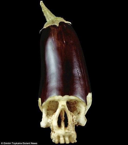 Vegetables-skull-4_fbfa3.jpg