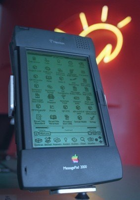 Những điểm sáng tối trong lịch sử của Apple - 8 Những điểm sáng tối trong lịch sử của Apple - 8