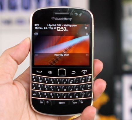 Blackberry Bold 9900 chính hãng giá gần 16 triệu đồng - 11 Blackberry Bold 9900 chính hãng giá gần 16 triệu đồng - 11