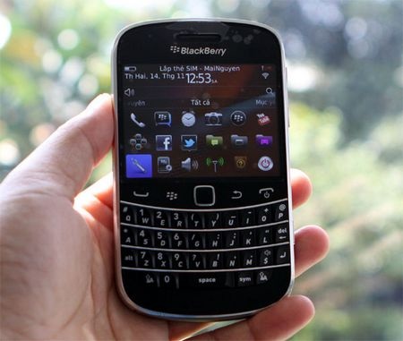 Blackberry Bold 9900 chính hãng giá gần 16 triệu đồng - 13 Blackberry Bold 9900 chính hãng giá gần 16 triệu đồng - 13