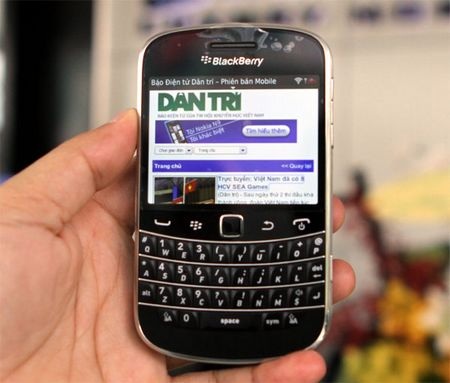 Blackberry Bold 9900 chính hãng giá gần 16 triệu đồng - 16 Blackberry Bold 9900 chính hãng giá gần 16 triệu đồng - 16