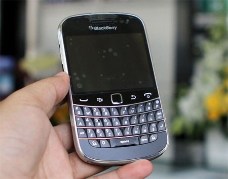 Blackberry Bold 9900 chính hãng giá gần 16 triệu đồng - 4 Blackberry Bold 9900 chính hãng giá gần 16 triệu đồng - 4