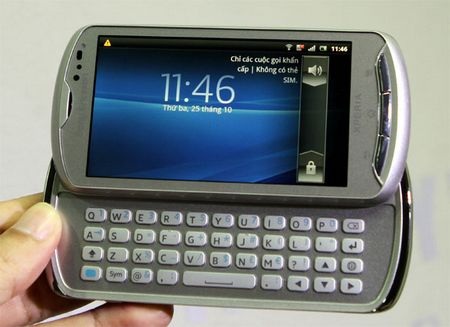 Mở hộp Xperia Pro chính hãng giá gần 10,5 triệu đồng - 9 Mở hộp Xperia Pro chính hãng giá gần 10,5 triệu đồng - 9