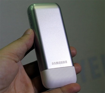 Điện thoại 2 SIM của Samsung giá dưới 1 triệu đồng - 6 Điện thoại 2 SIM của Samsung giá dưới 1 triệu đồng - 6