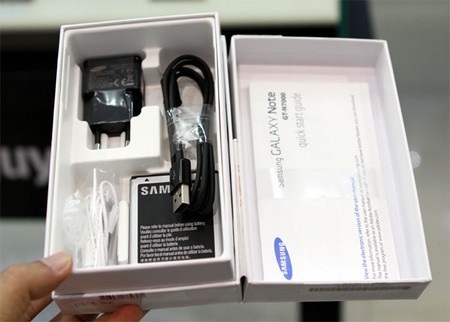 Galaxy Note chính hãng có giá gần 18,5 triệu đồng - 3 Galaxy Note chính hãng có giá gần 18,5 triệu đồng - 3