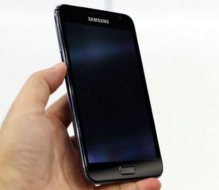Galaxy Note chính hãng có giá gần 18,5 triệu đồng - 5 Galaxy Note chính hãng có giá gần 18,5 triệu đồng - 5