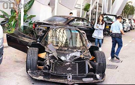 Những vụ tai nạn siêu xe đắt nhất thế giới - 7 Những vụ tai nạn siêu xe đắt nhất thế giới - 7