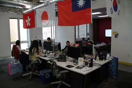 Thăm “đại bản doanh” mới của Facebook - 12