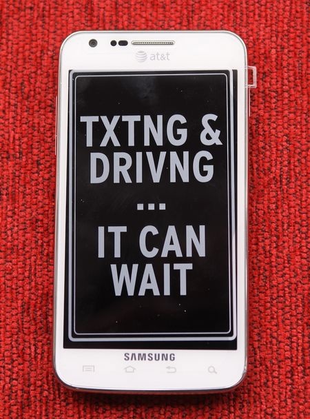 Khám phá Galaxy S II phiên bản Skyrocket tại Việt Nam - 3