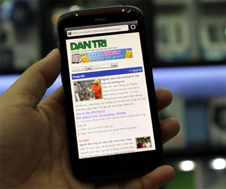 Những smartphone “khủng” vừa xuất hiện tại VN - 3