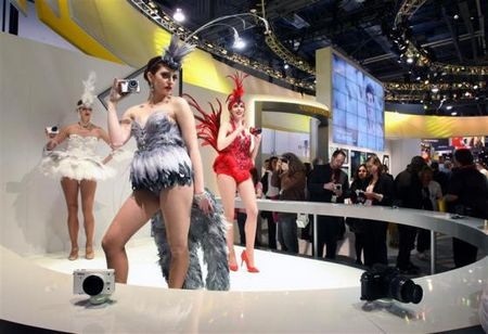 Chùm ảnh toàn cảnh ngày thứ 2 tại CES 2012 - 11 Chùm ảnh toàn cảnh ngày thứ 2 tại CES 2012 - 11