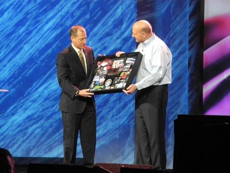 Steve Ballmer nói gì trong lần xuất hiện cuối cùng tại CES? - 4 Steve Ballmer nói gì trong lần xuất hiện cuối cùng tại CES? - 4