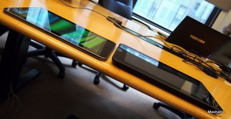 Ấn tượng với tablet mỏng nhất thế giới của Toshiba - 7