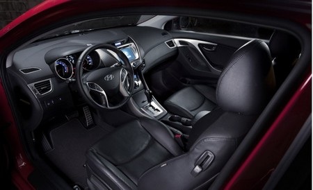 Hyundai trình làng bản coupe và hatchback của xe Elantra - 6 Hyundai trình làng bản coupe và hatchback của xe Elantra - 6