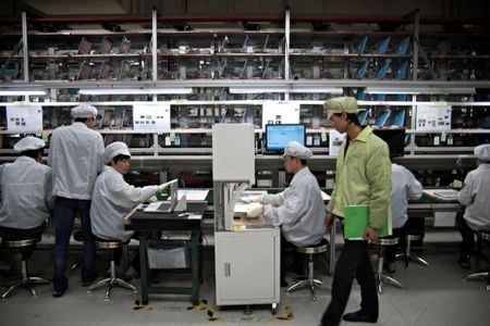Hình ảnh hiếm có bên trong nhà máy iPhone ở Trung Quốc - 13 Hình ảnh hiếm có bên trong nhà máy iPhone ở Trung Quốc - 13