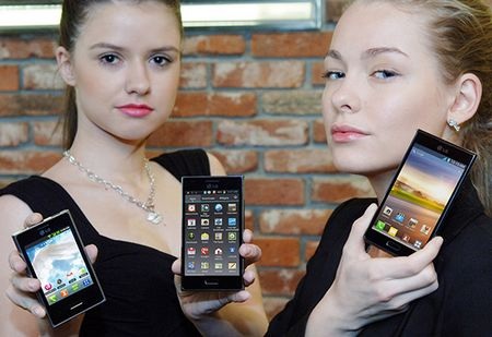 LG “đổ bộ” MWC 2012 bằng loạt sản phẩm mới - 1