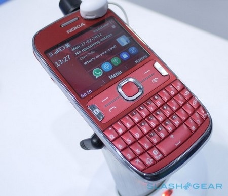 Nokia “tấn công” MWC 2012 với loạt điện thoại giá rẻ - 10 Nokia “tấn công” MWC 2012 với loạt điện thoại giá rẻ - 10