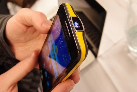 Loạt sản phẩm đáng chú ý của Samsung tại MWC 2012 - 2 Loạt sản phẩm đáng chú ý của Samsung tại MWC 2012 - 2