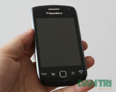 Đập hộp BlackBerry Curve cảm ứng giá rẻ tại Việt Nam - 9 Đập hộp BlackBerry Curve cảm ứng giá rẻ tại Việt Nam