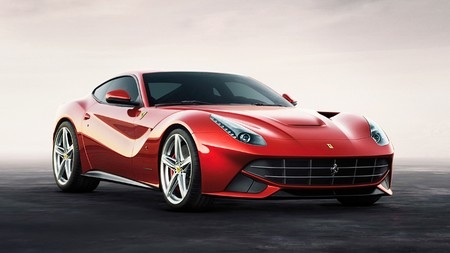 Ferrari giới thiệu siêu xe mạnh nhất của hãng - 2 Ferrari giới thiệu siêu xe mạnh nhất của hãng