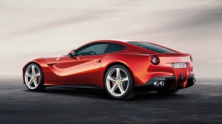 Ferrari giới thiệu siêu xe mạnh nhất của hãng - 6 Ferrari giới thiệu siêu xe mạnh nhất của hãng