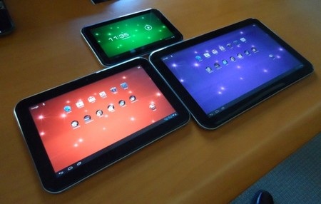 Cận cảnh máy tính bảng cỡ “khủng” của Toshiba