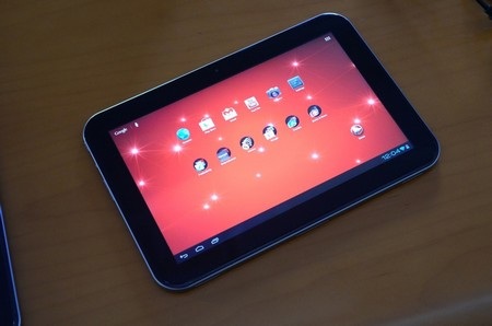 Cận cảnh máy tính bảng cỡ “khủng” của Toshiba