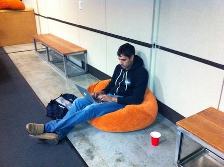 Facebook tổ chức cuộc thi hack để tìm kiếm ý tưởng mới