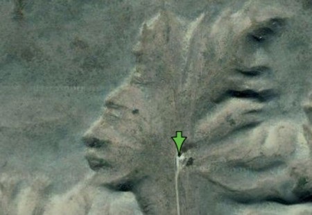 Những hình thù kỳ lạ được nhìn thấy trên Google Maps (Phần 1)