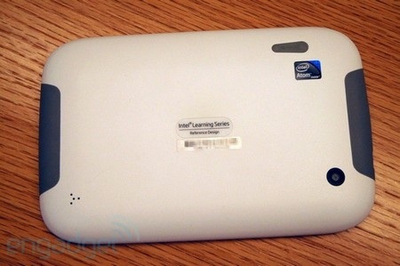 Intel giới thiệu máy tính bảng giá rẻ dưới 200 USD