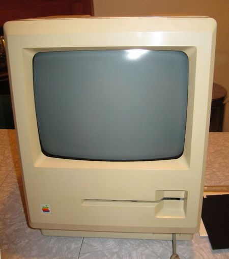 Máy tính Mac đời đầu cực hiếm giá hơn 2 tỷ đồng