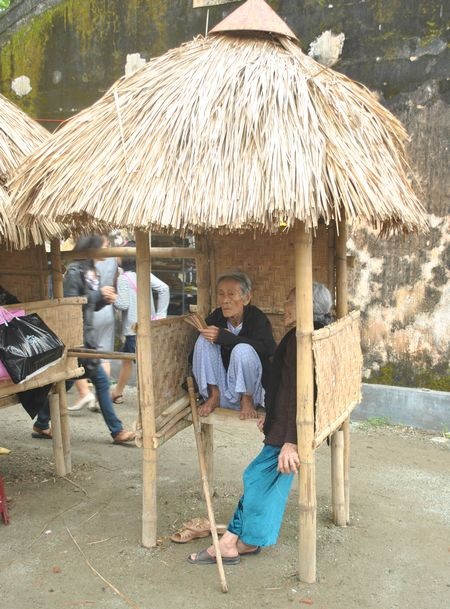 Nét Huế trong “Chợ quê ngày hội”