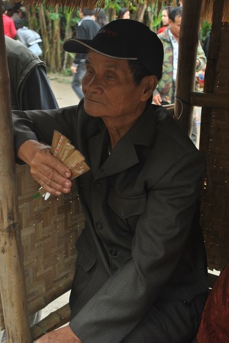 Nét Huế trong “Chợ quê ngày hội”