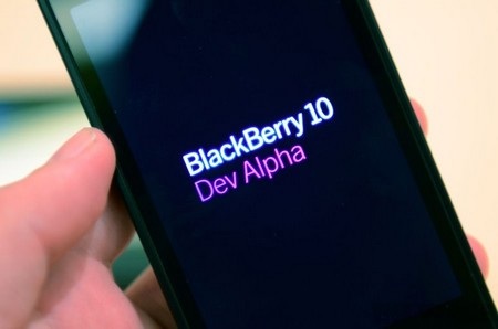 RIM ra mắt điện thoại mẫu đầu tiên sử dụng BlackBerry 10