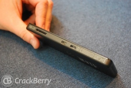 RIM ra mắt điện thoại mẫu đầu tiên sử dụng BlackBerry 10