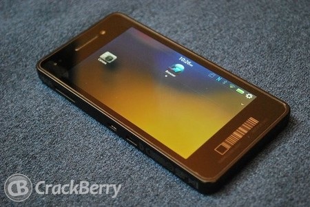 RIM ra mắt điện thoại mẫu đầu tiên sử dụng BlackBerry 10