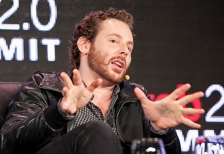 Những ai được hưởng lợi nhất sau khi Facebook "lên sàn"? - 6