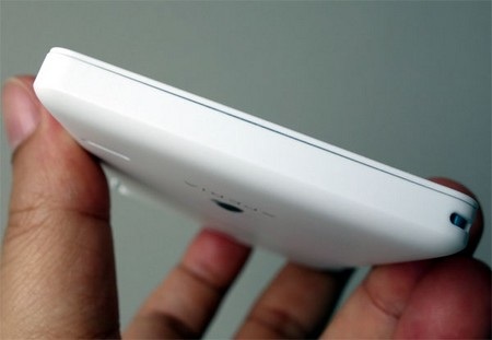 Micro thoại ở cạnh dưới