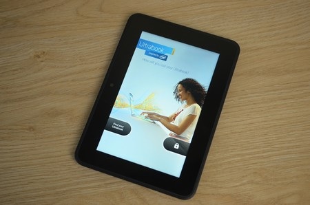 Máy có màn hình rộng 7-inch