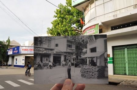 Ấn tượng Việt Nam “xưa và nay” qua bộ ảnh lồng trong ảnh - 15 Đường phố Nha Trang, trong khoảng thời gian từ 1966-1968