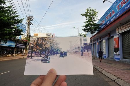 Ấn tượng Việt Nam “xưa và nay” qua bộ ảnh lồng trong ảnh - 20 Đường phố Nha Trang năm 1966-1967. Ảnh gốc được chụp bởi Paul Gansky.