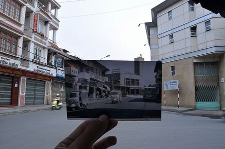 Ấn tượng Việt Nam “xưa và nay” qua bộ ảnh lồng trong ảnh - 27 Một góc đường phố Đà Lạt, năm 1968