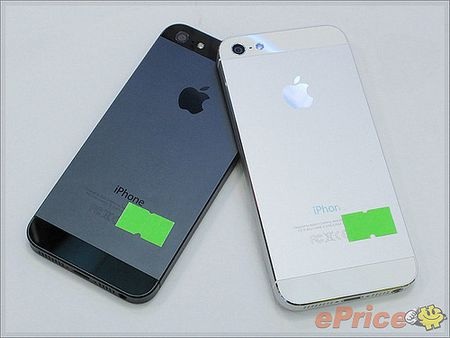 Apple chưa bán, iPhone 5 đã có trên chợ đen ở Hồng Kông - 2 Khó có thể biết rõ nguồn gốc và xuất xứ của những chiếc iPhone 5 trên chợ đen này
