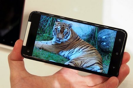 HTC ra mắt smartphone với màn hình Full HD 1080p - 8 Màn hình Full HD 1080p cho chất lượng hình ảnh rõ nét